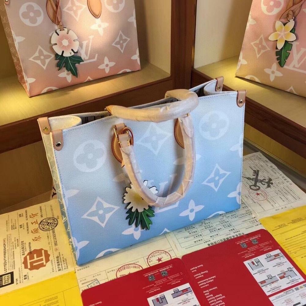 <AUTHENTIC>Louis Vuitton bag - image 4